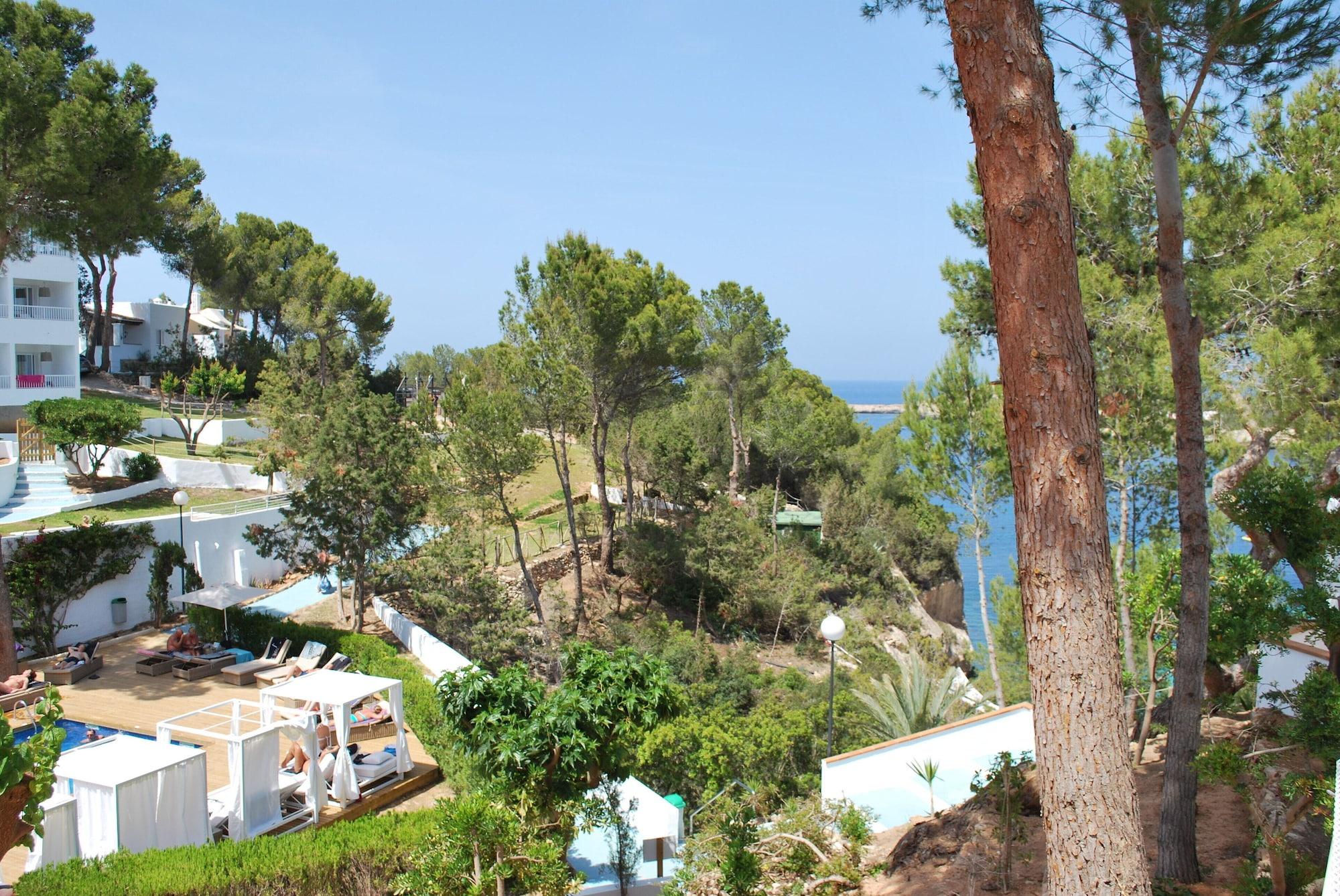 Bg Portinatx Beach Club Hotel Экстерьер фото