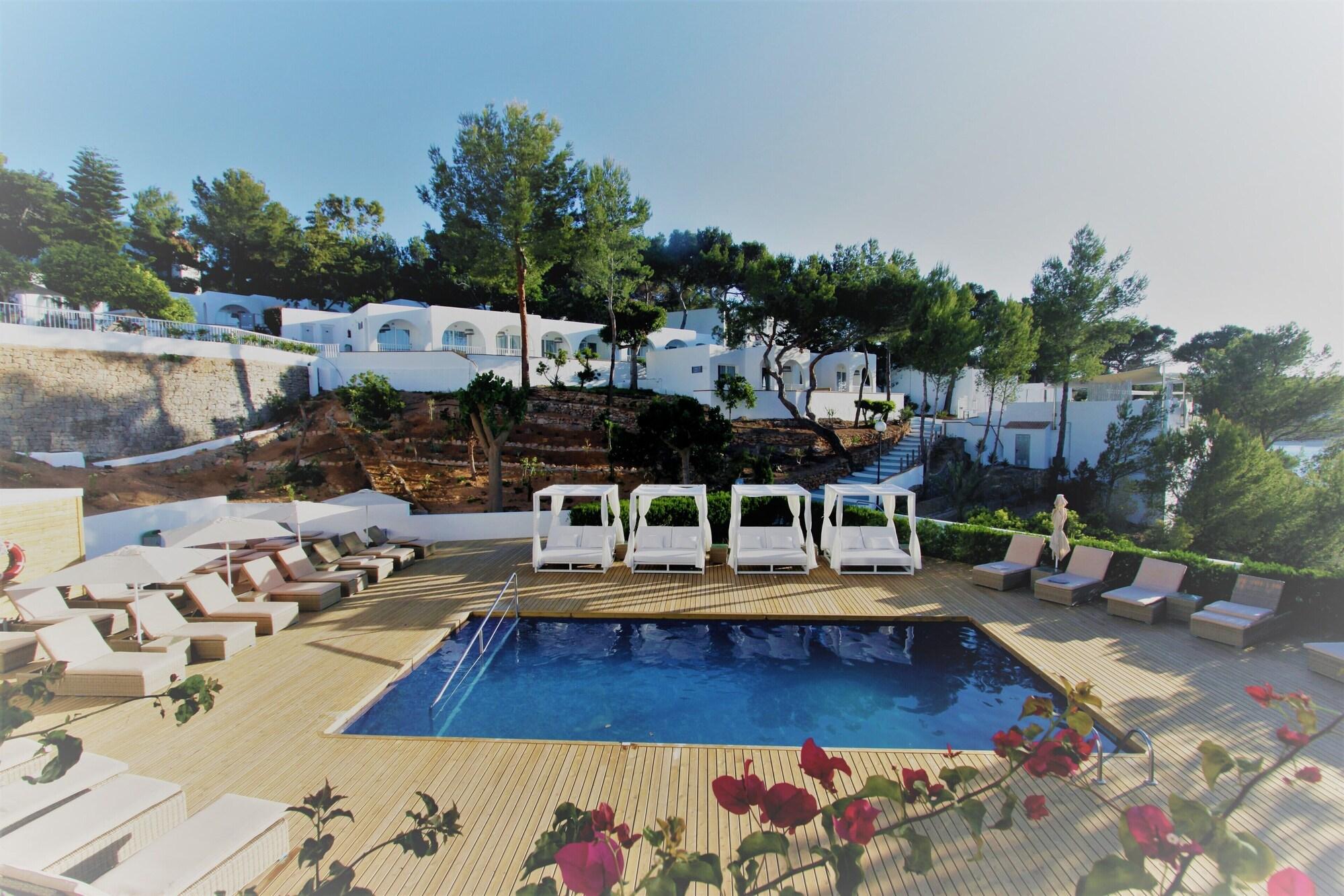 Bg Portinatx Beach Club Hotel Экстерьер фото