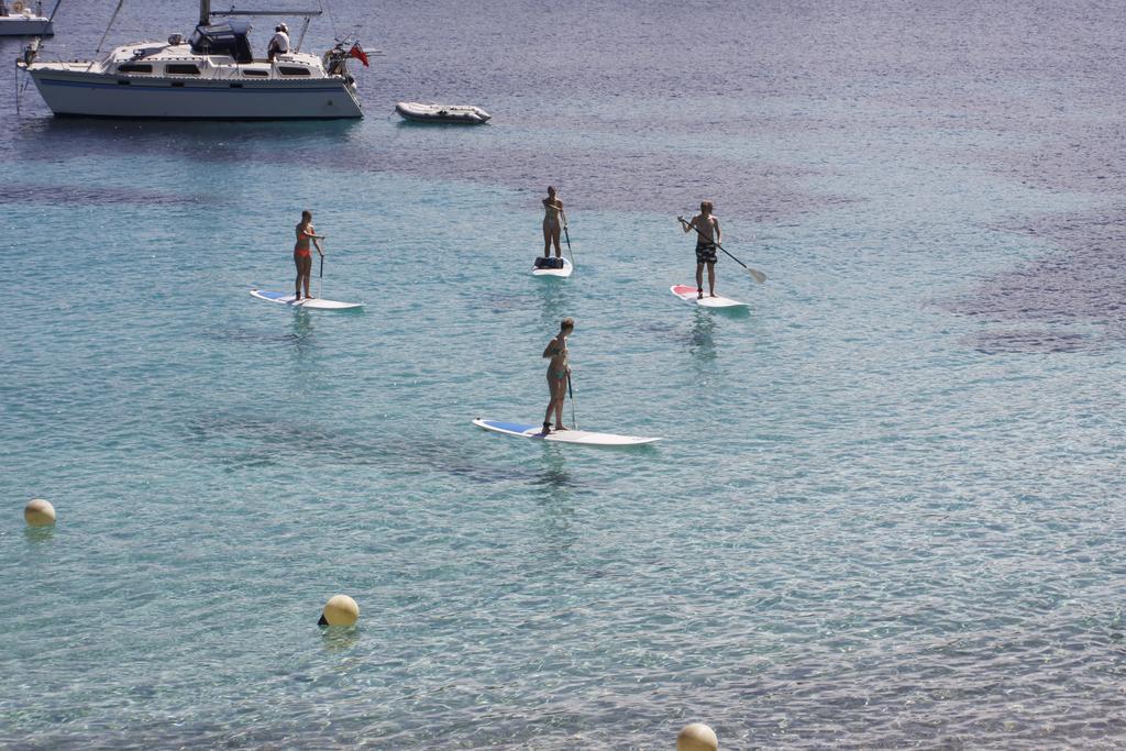 Bg Portinatx Beach Club Hotel Экстерьер фото